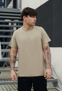 Фото - Всесезонна бежева футболка Staff beige basic - Men box