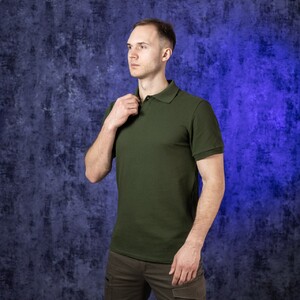 Фото - Мужское хлопковое поло Pobedov Loft Batal цвета хаки - Men box