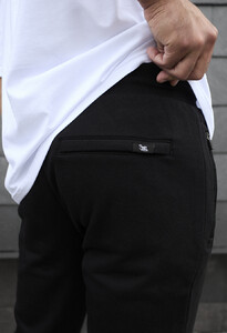 Фото - Черные спортивки с логотипом Staff om logo black - Men box