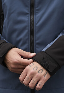 Фото - Двоколірна куртка Staff soft shell pu black & blue - Men box