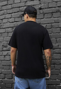 Фото - Однотонна футболка у чорному кольорі Staff black - Men box