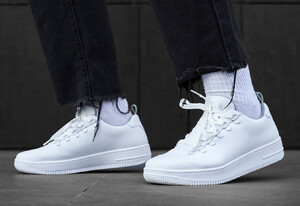 Фото - Универсальные белые кроссовки Staff all white - Men box