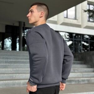 Фото - Темно-серый свитшот на флисе Pobedov Apex - Men box