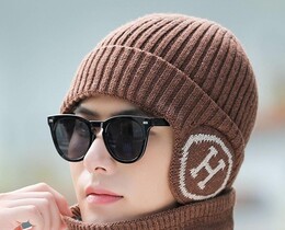 Фото - Зимова чоловіча шапка від Narason у коричневому кольорі - Men box