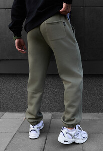 Фото - Теплі штани кольору хакі Staff lu khaki logo fleece - Men box