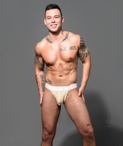 Фото - Сетчатые танга Breeze Sports Mesh от Andrew Christian - Men box