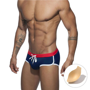 Фото - Купальные мужские плавки от бренда UXH из нейлона - Men box