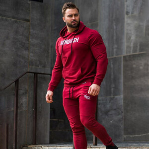 Фото - Спортивный костюм VQH (худи + штаны) красного цвета - Men box