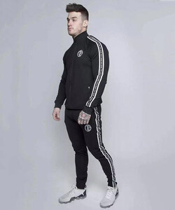 Фото - Чоловічий базовий костюм від Alpha чорного кольору - Men box