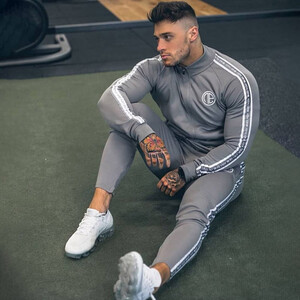 Фото - Мужской спортивный костюм от Alpha серого цвета - Men box