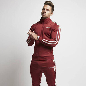 Фото - Універсальний спортивний костюм VQH червоного кольору - Men box