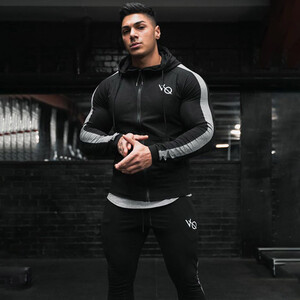 Фото - Базовий костюм для спорту від бренду VQH чорного кольору - Men box