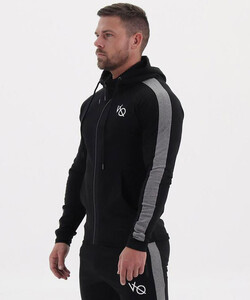 Фото - Базовий костюм для спорту від бренду VQH чорного кольору - Men box