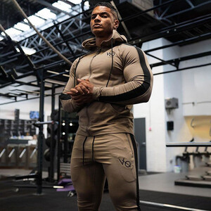 Фото - Чоловічий костюм для фітнесу VQH бежевого кольору - Men box