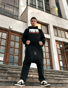 Фото - Чорне худі Staff x Вітер Степовий "Толя, зняв?" oversize fleece - Men box