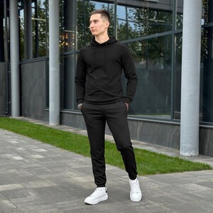 Фото - Однотонний костюм від бренду Pobedov Monix чорного кольору - Men box