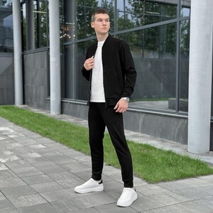 Фото - Повсякденний костюм від Pobedov Alpha чорного кольору - Men box