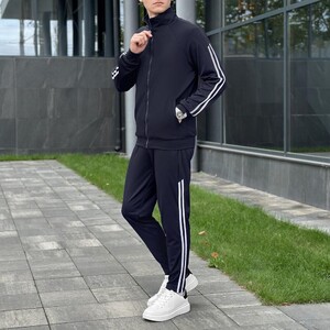 Фото - Темно-синий костюм от Pobedov Dollars с белыми полосами - Men box
