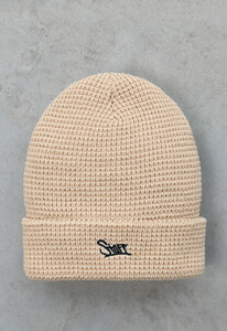 Фото - Бежевая шапка с отворотом Staff 17 beige logo - Men box