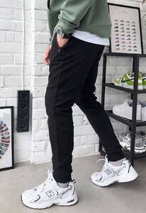 Фото - Универсальные черные спортивки Staff wol black - Men box