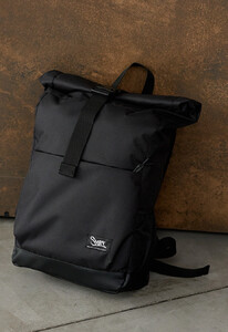 Фото - Молодіжний рюкзак чорного кольору Staff 23L roll black - Men box