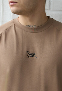 Фото - Базова чоловіча футболка з логотипом Staff brown logo - Men box