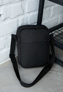 Фото - Однотонна барсетка у чорному кольорі Staff b2 - Men box