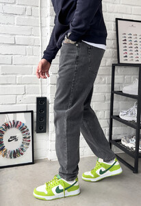 Фото - Однотонные джинсы серого цвета Staff 30 gray slim - Men box