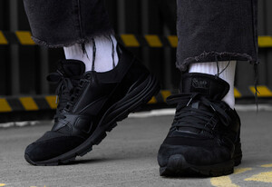 Фото - Однотонные кроссовки черного цвета Staff all black - Men box
