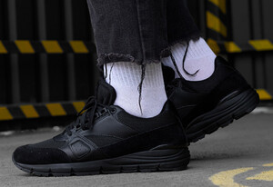 Фото - Однотонные кроссовки черного цвета Staff all black - Men box