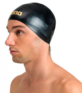 Фото - Комфортная черно золотистая шапочка Arena Moulded Pro для скорости - Men box
