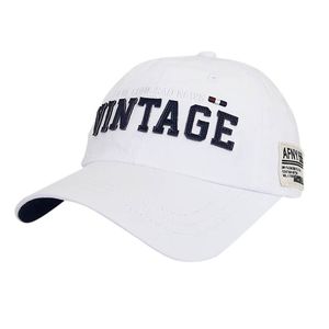 Фото - Унисекс бейсболка Sport Line белая с логотипом Vintage - Men box