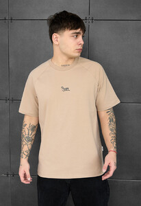 Фото - Базова футболка у бежевому кольорі Staff beige logo - Men box