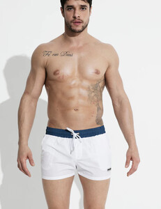 Фото - Білі шорти для купання Desmit - Men box