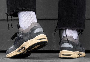Фото - Молодежные кроссовки для парней Staff dark gray - Men box