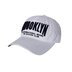 Фото - Молодіжна бейсболка Sport Line біла з лого Brooklyn - Men box