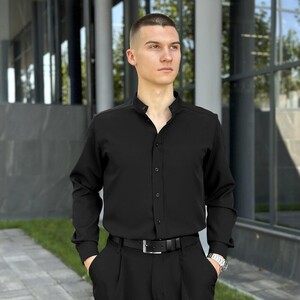 Фото - Чорна сорочка від бренду Pobedov Legend прямого крою - Men box