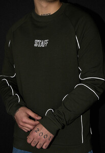 Фото - Чоловічий світшот кольору хакі Staff khaki logo reflective - Men box