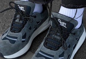 Фото - Кросівки для чоловіків сірого кольору Staff gray reflective - Men box