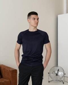 Фото - Однотонна чоловіча футболка Pobedov темно-синього кольору Ergo - Men box