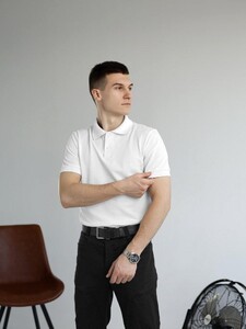Фото - Повседневное поло для мужчин Pobedov Royal белого цвета - Men box