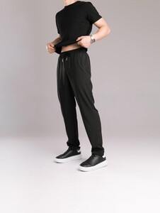Фото - Базові літні штани Pobedov Aero чорного кольору - Men box