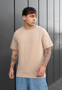 Фото - Однотонна бежева футболка Staff reglan beige - Men box