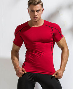 Фото - Спортивная футболка Deenyt красного цвета - Men box