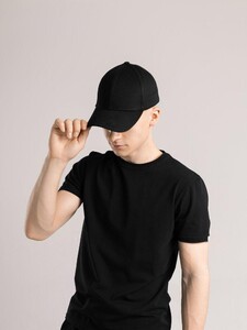 Фото - Однотонна унісекс кепка Pobedov Cotton Ray чорного кольору - Men box