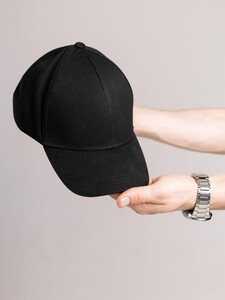Фото - Однотонна унісекс кепка Pobedov Cotton Ray чорного кольору - Men box