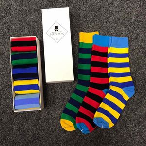 Фото - Високі шкарпетки Friendly Socks. Колір різнокольоровий. Артикул: 27-0300 - Men box