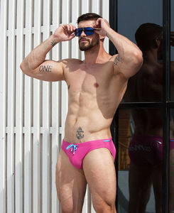 Фото - Модные мужские плавки Desmit розового цвета - Men box