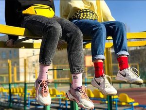 Фото - Високі жіночі шкарпетки Sunny Focks червоні "Киця Тигриця - Мяу" - Men box