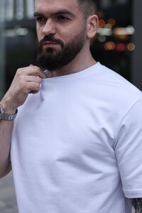 Фото - Однотонна футболка від Intruder Breeze білого кольору - Men box